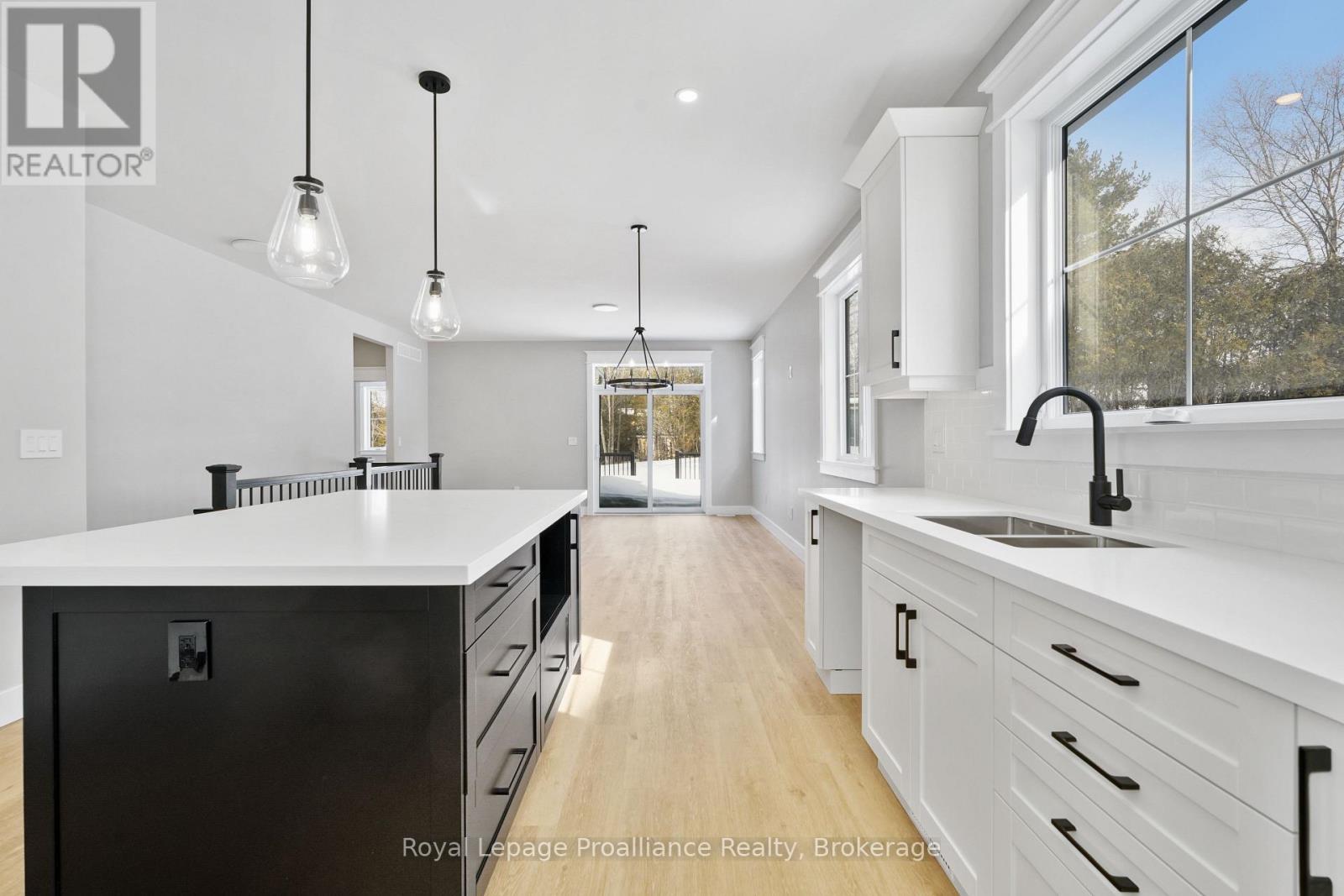 2 MERRIMAN COURT - 9