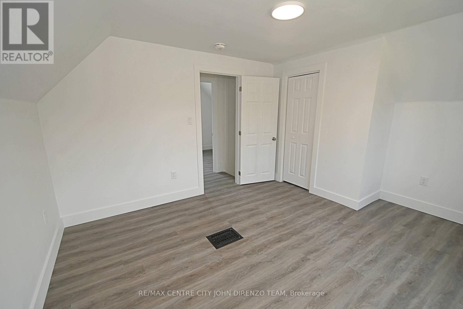 52 WOODWORTH AVENUE - 12