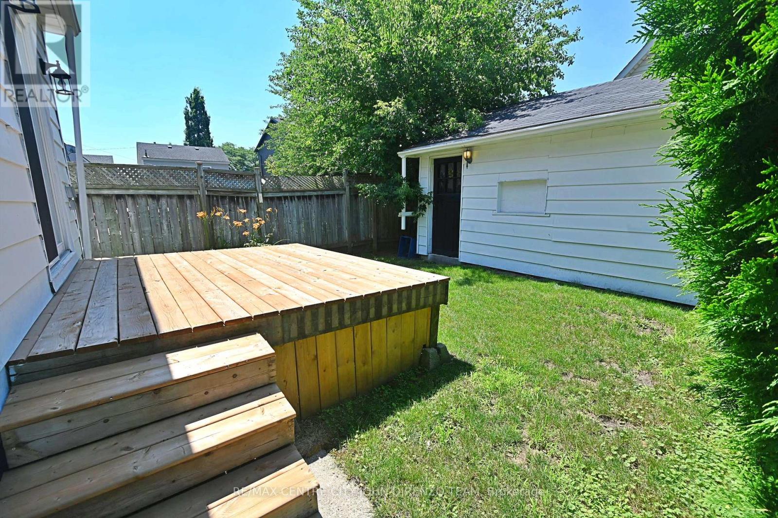 52 WOODWORTH AVENUE - 21