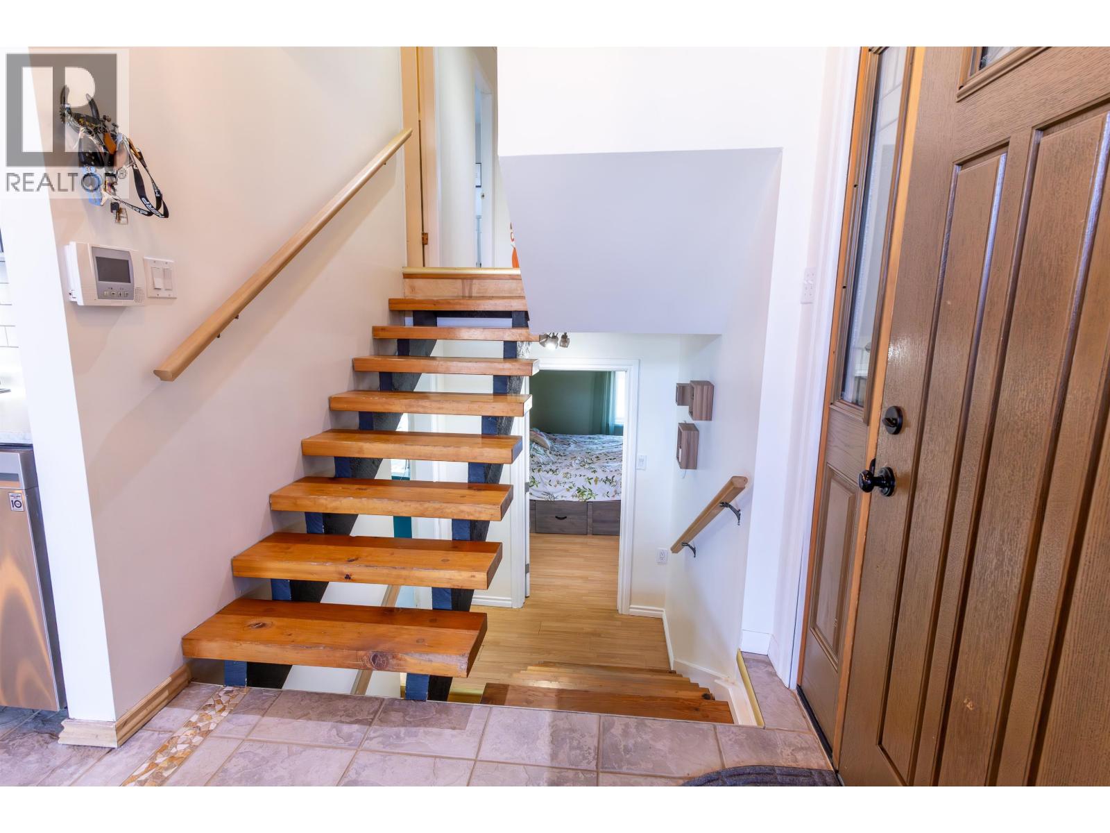 11404 95A STREET - 21