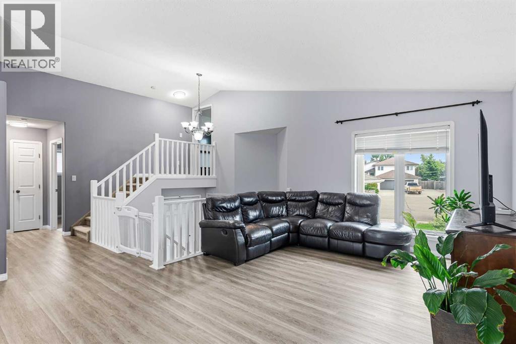 6606 34 Street - 4