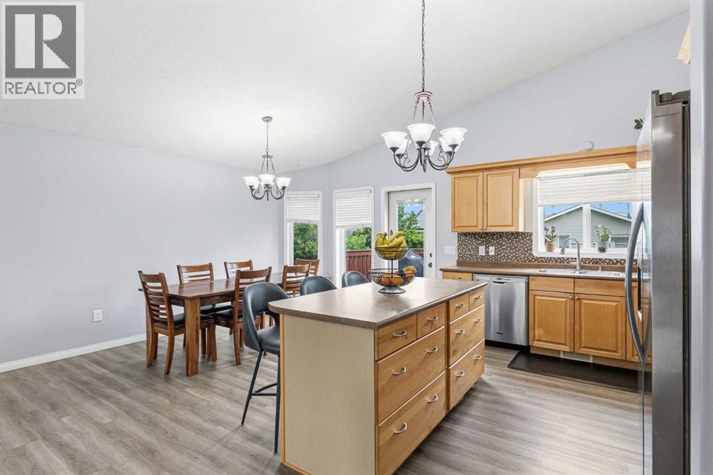 6606 34 Street - 6