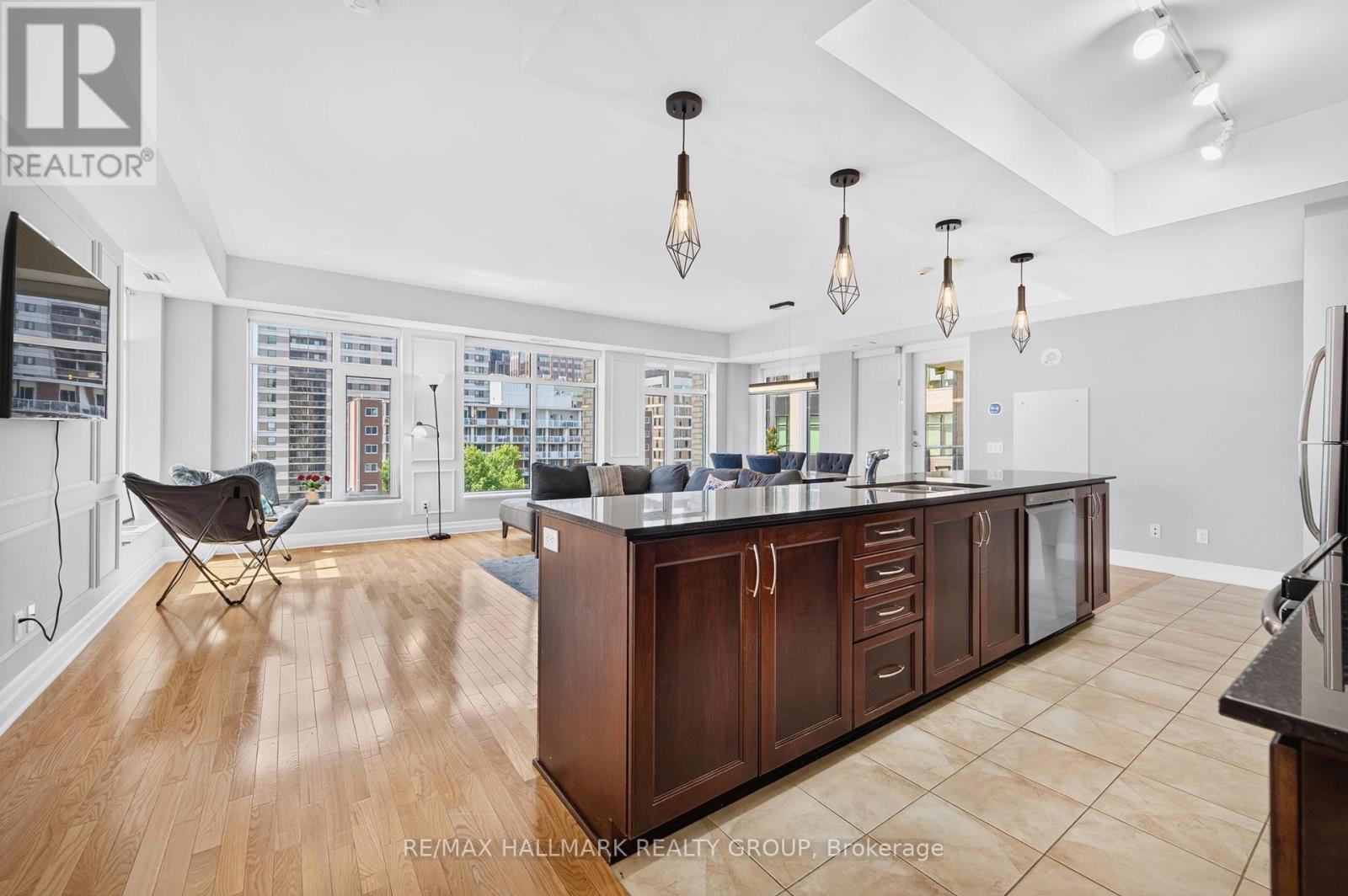 909 – 245 KENT STREET, Ottawa. Luxury613. By Peter Sagos - Image 11