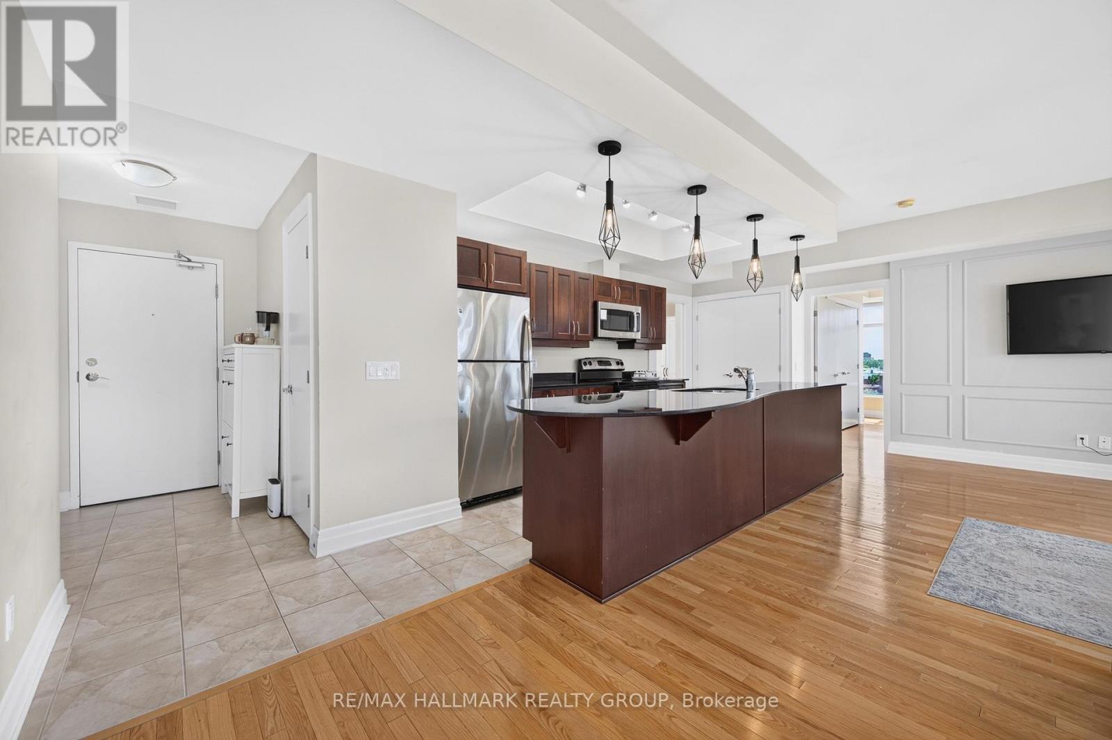 909 – 245 KENT STREET, Ottawa. Luxury613. By Peter Sagos - Image 7
