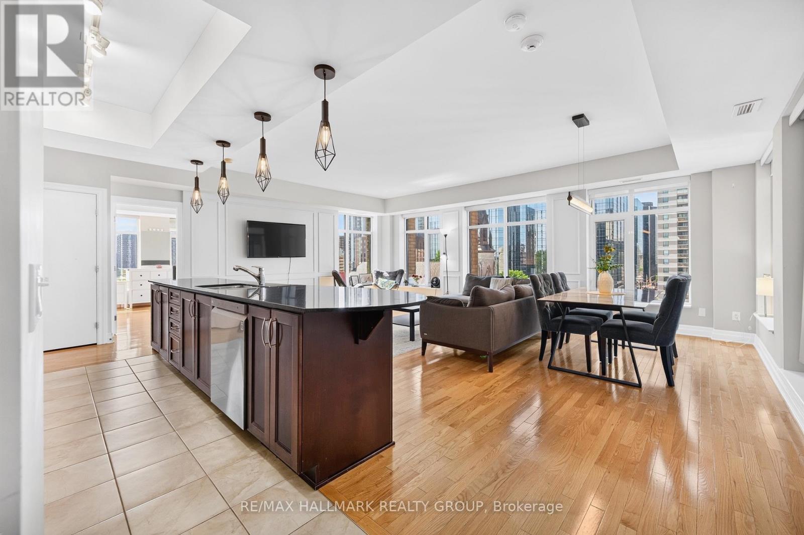 909 – 245 KENT STREET, Ottawa. Luxury613. By Peter Sagos - Image 8