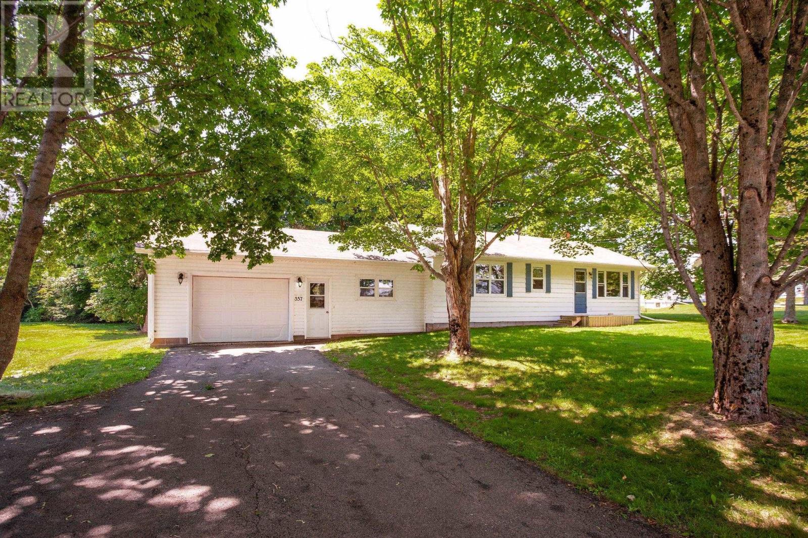 357 Lower Malpeque Road - 1