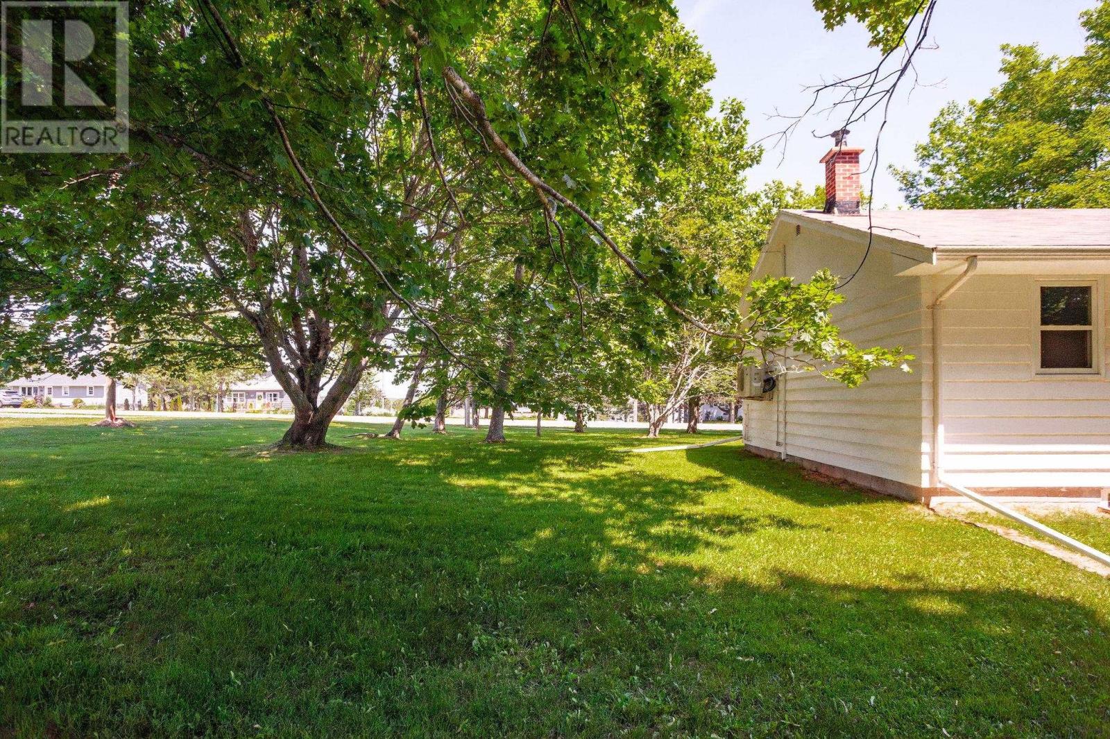 357 Lower Malpeque Road - Image 44