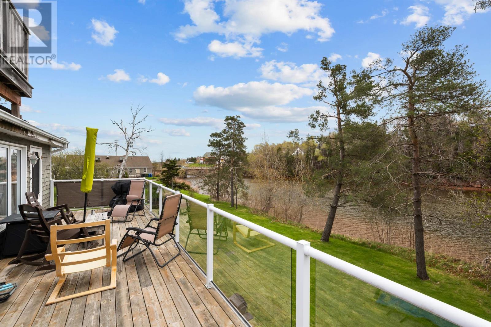 14 Riverside Drive - 36