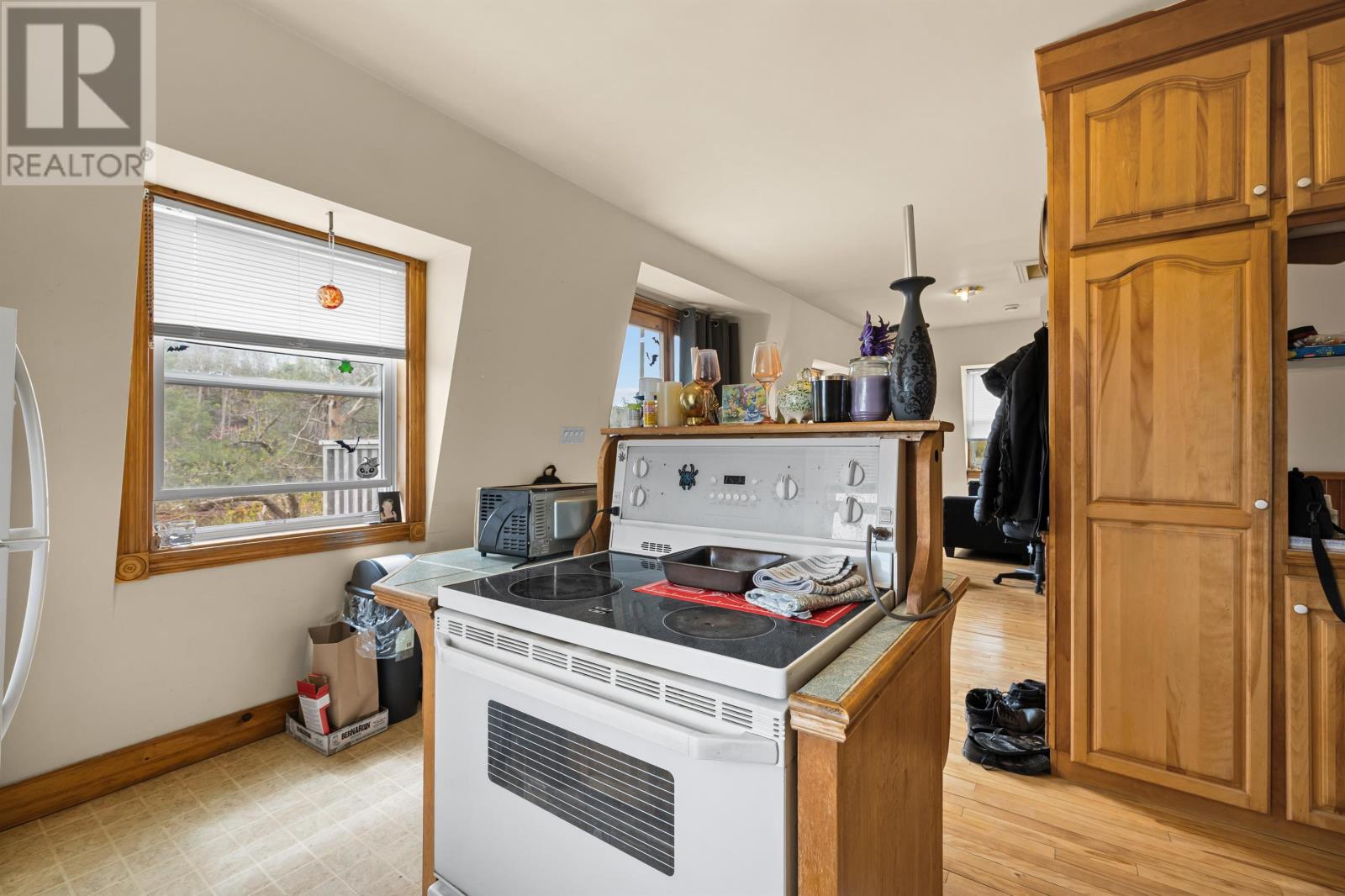 14 Riverside Drive - 8