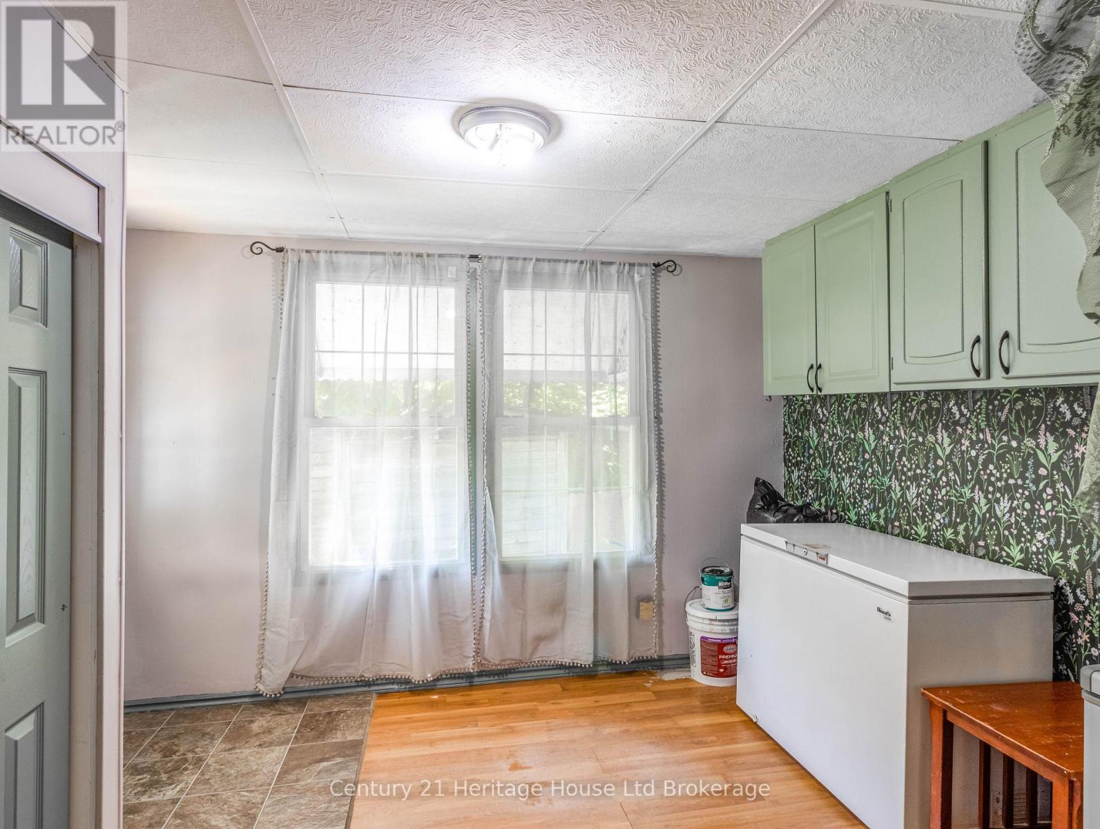 4 CENTRE RD - 596101 OXFORD 59 ROAD - Image 11
