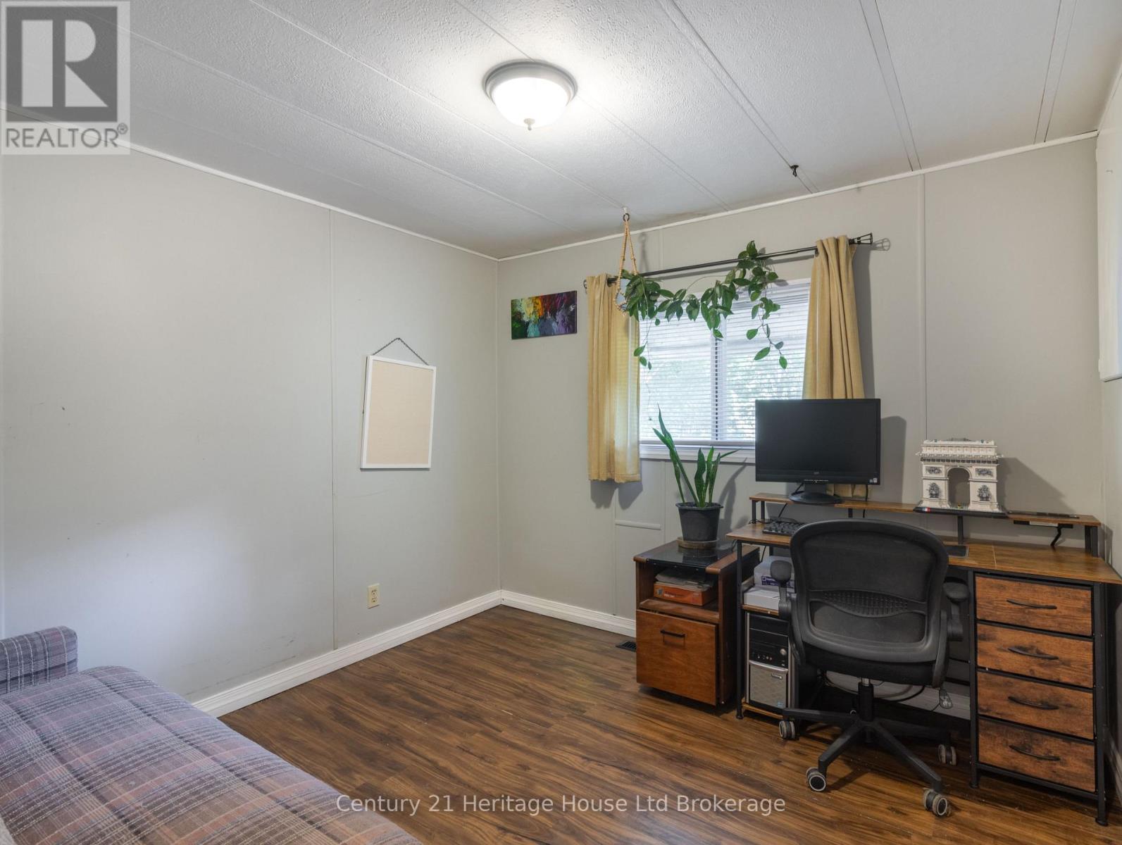 4 CENTRE RD - 596101 OXFORD 59 ROAD - Image 12