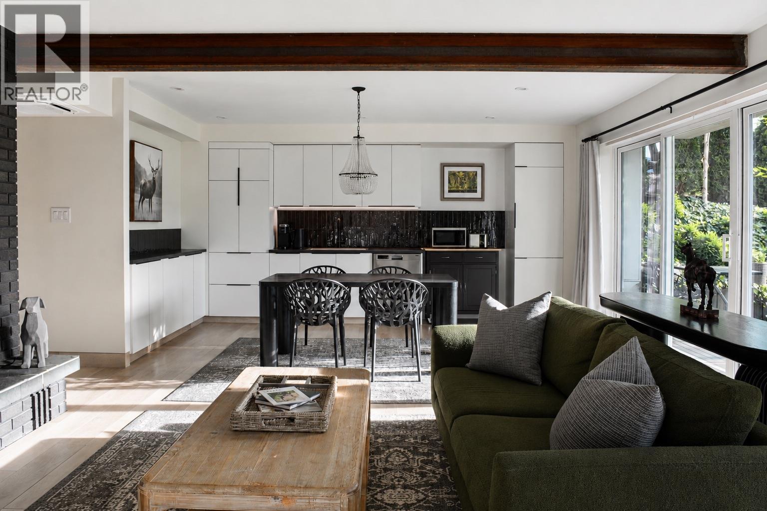 319 Carmel Crescent - 6