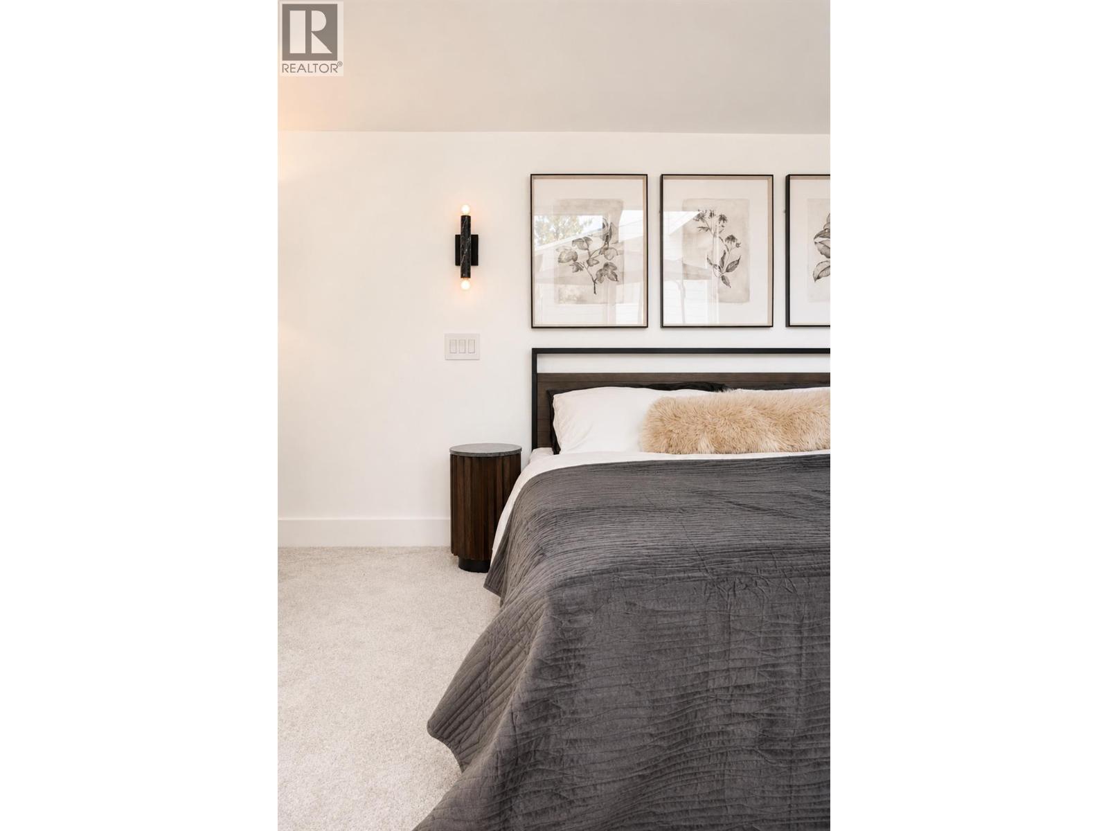 319 Carmel Crescent - 20