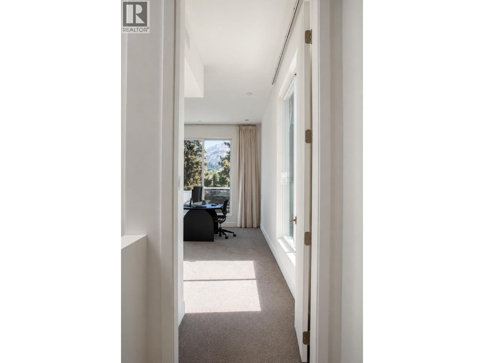 319 Carmel Crescent - 29