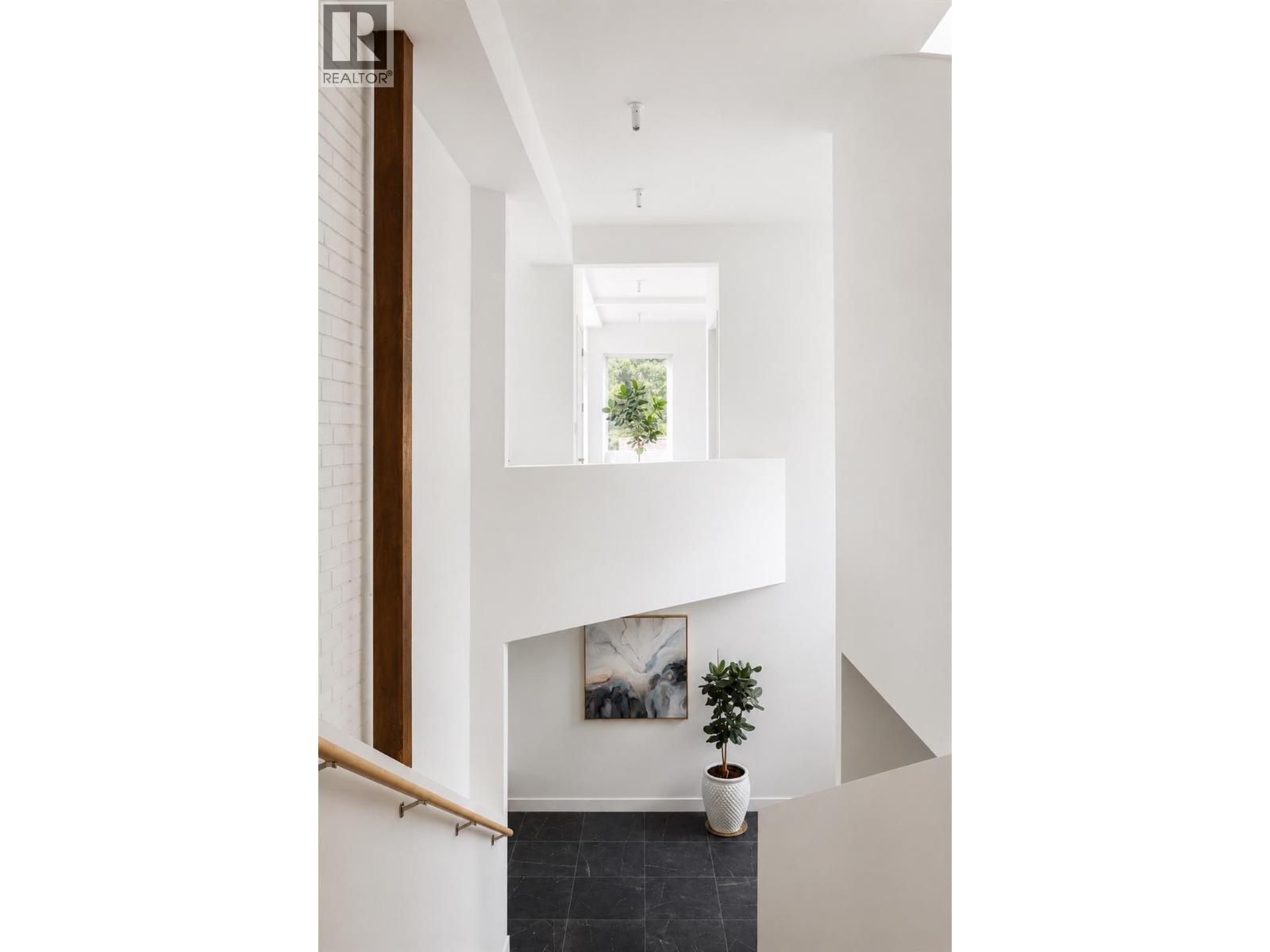 319 Carmel Crescent - 15