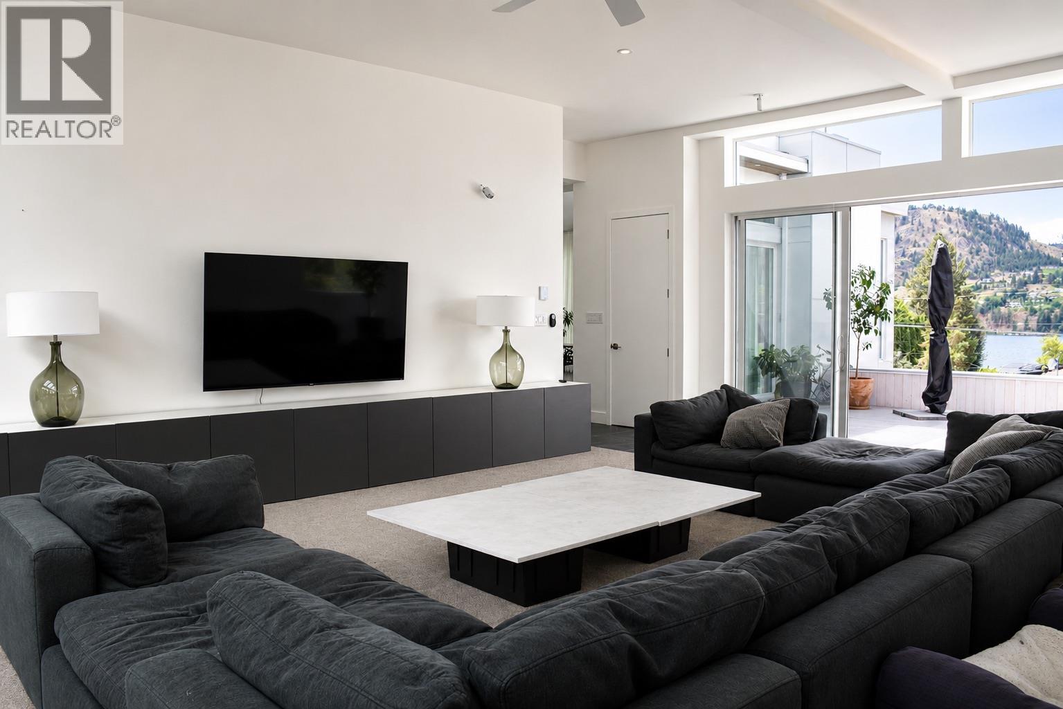 319 Carmel Crescent - 28