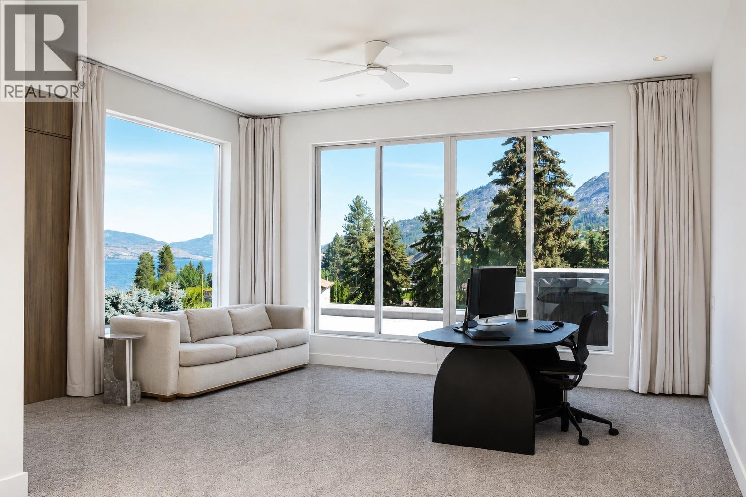 319 Carmel Crescent - 30