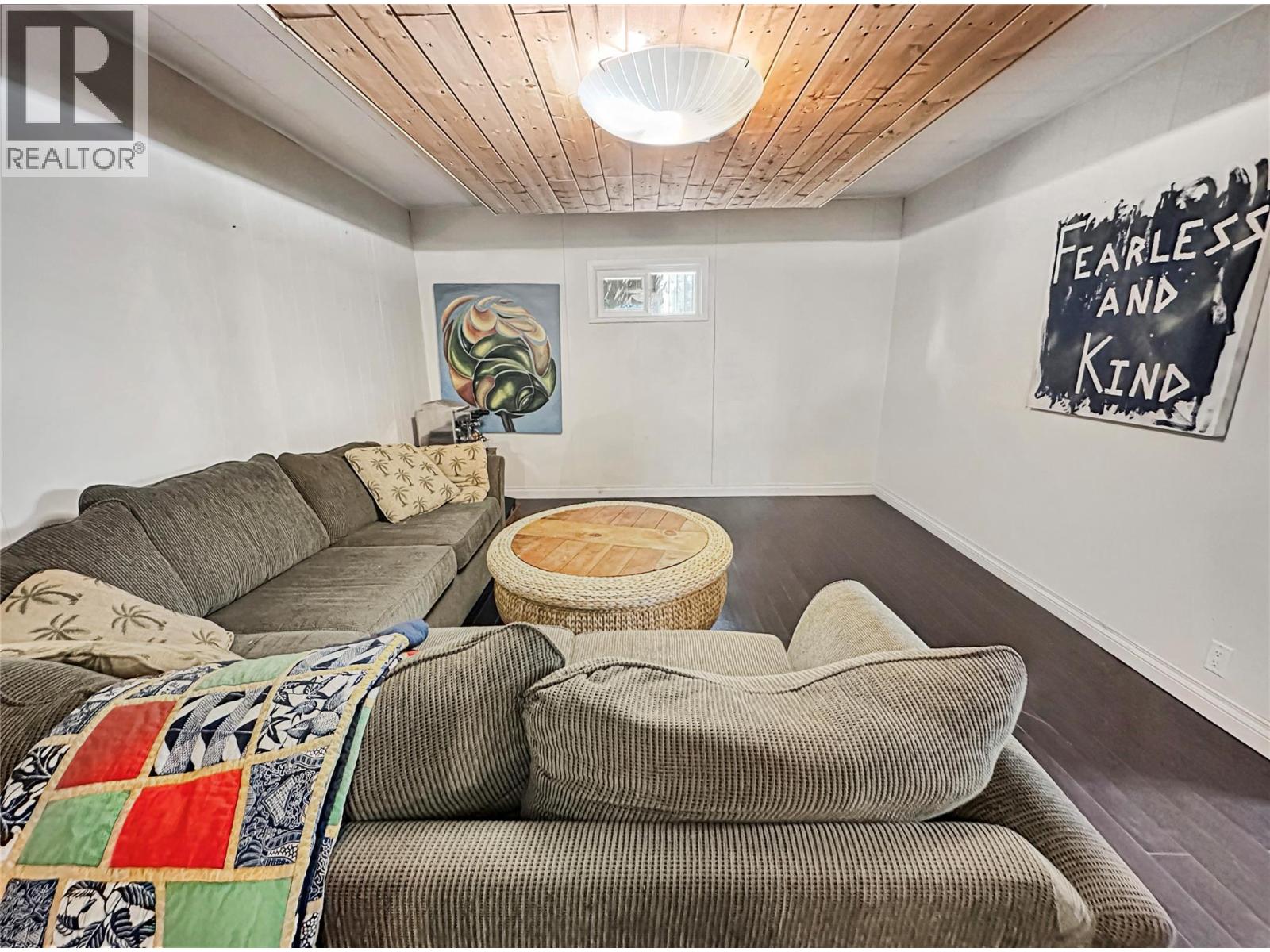 456 Mayne Avenue - 22