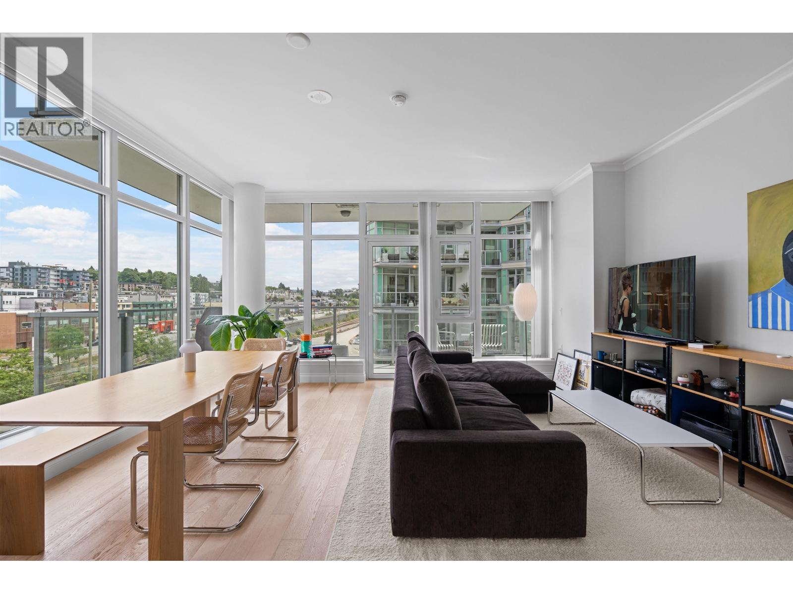 609 185 VICTORY SHIP WAY, North Vancouver