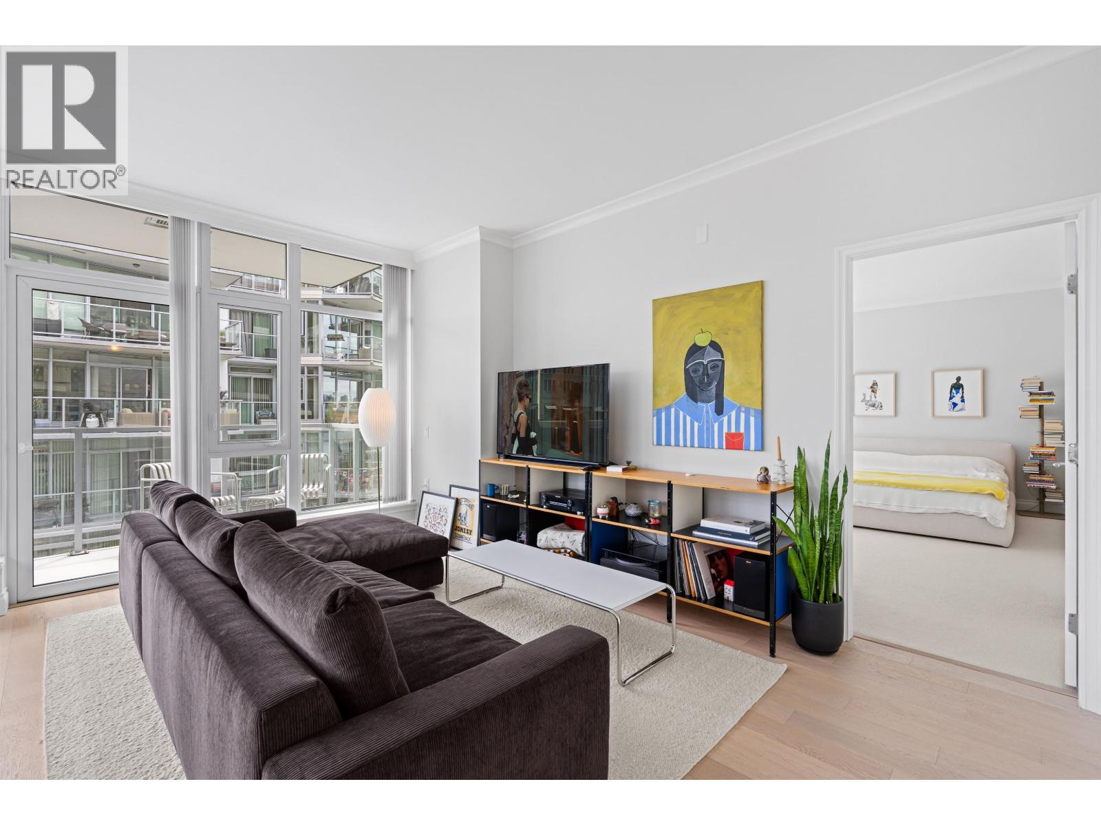 609 185 VICTORY SHIP WAY, North Vancouver