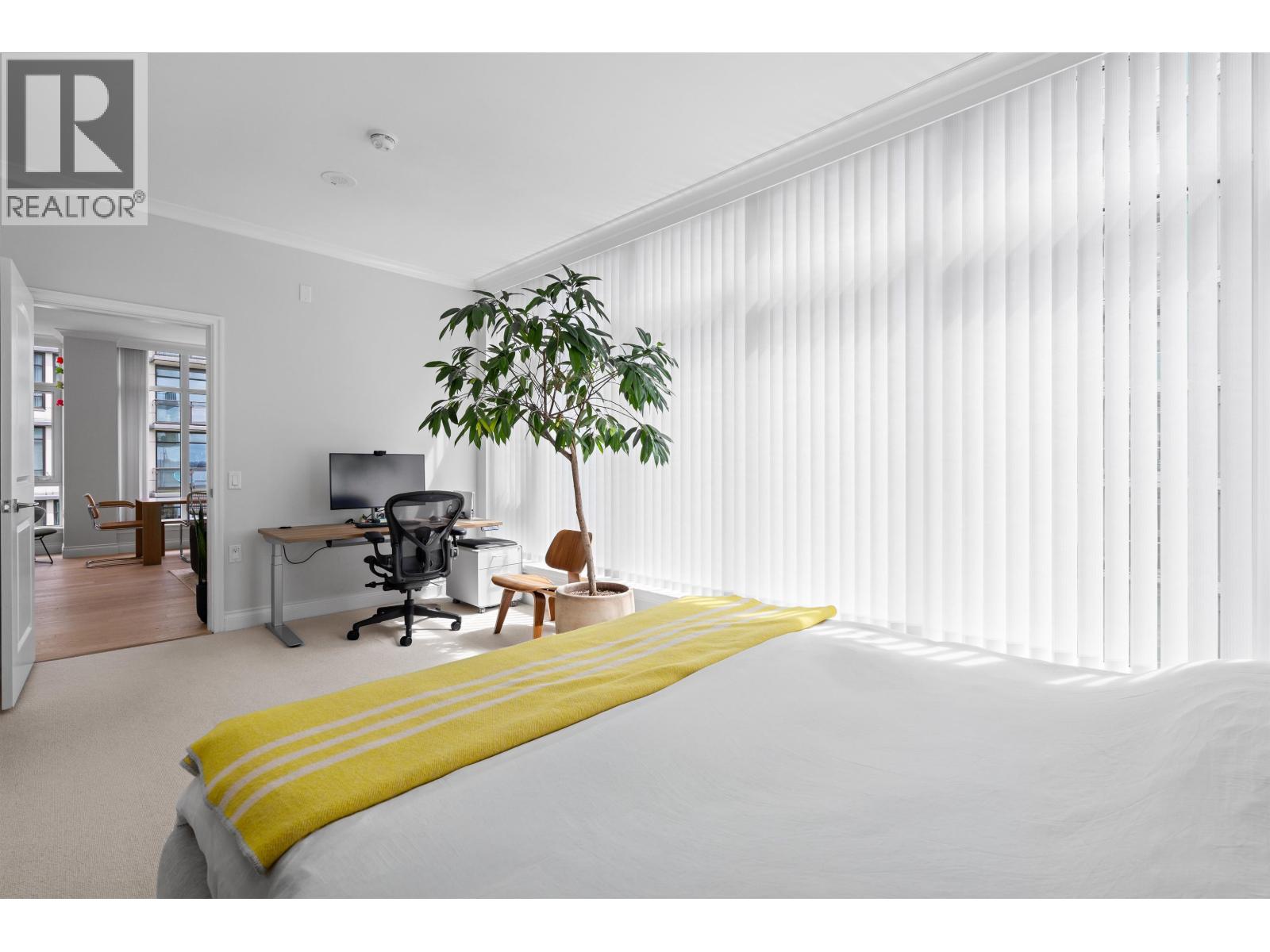 609 185 VICTORY SHIP WAY, North Vancouver