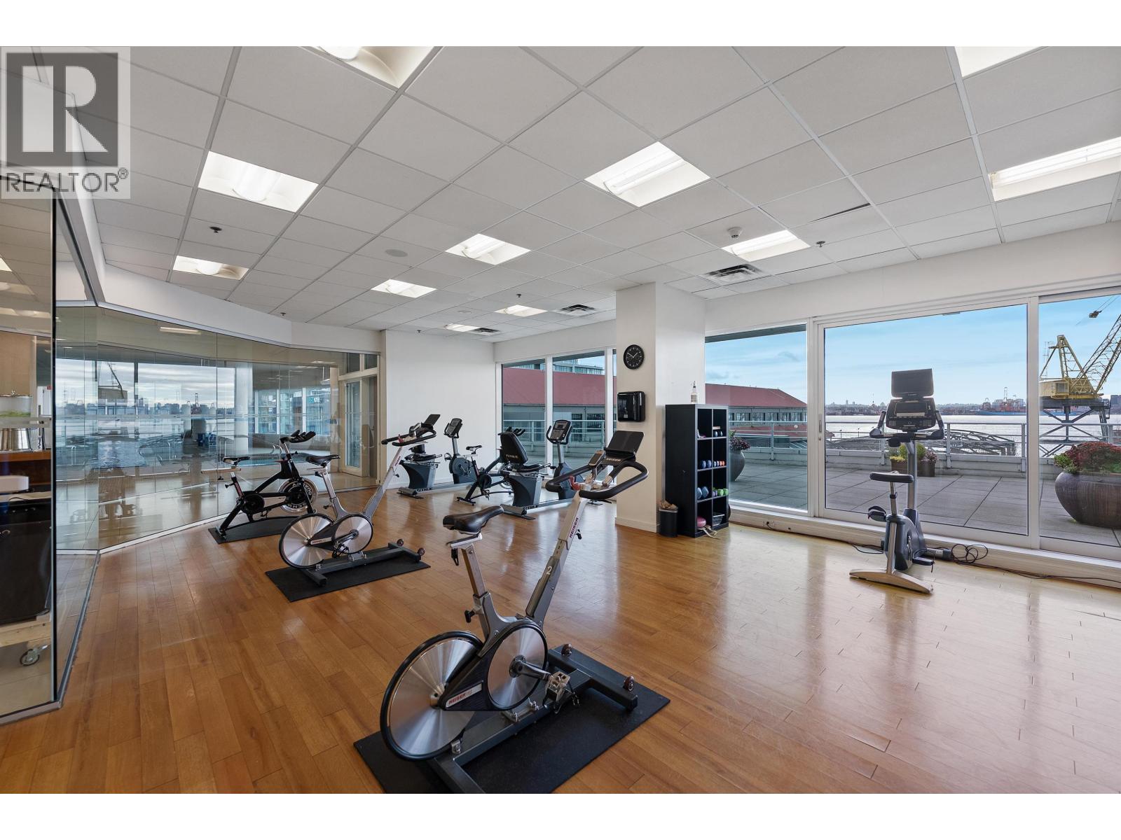 609 185 VICTORY SHIP WAY, North Vancouver