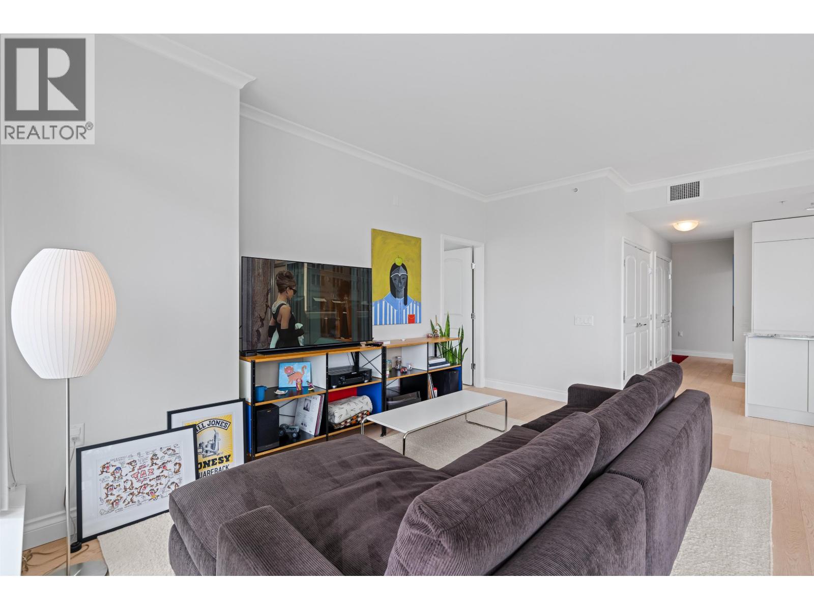 609 185 VICTORY SHIP WAY, North Vancouver
