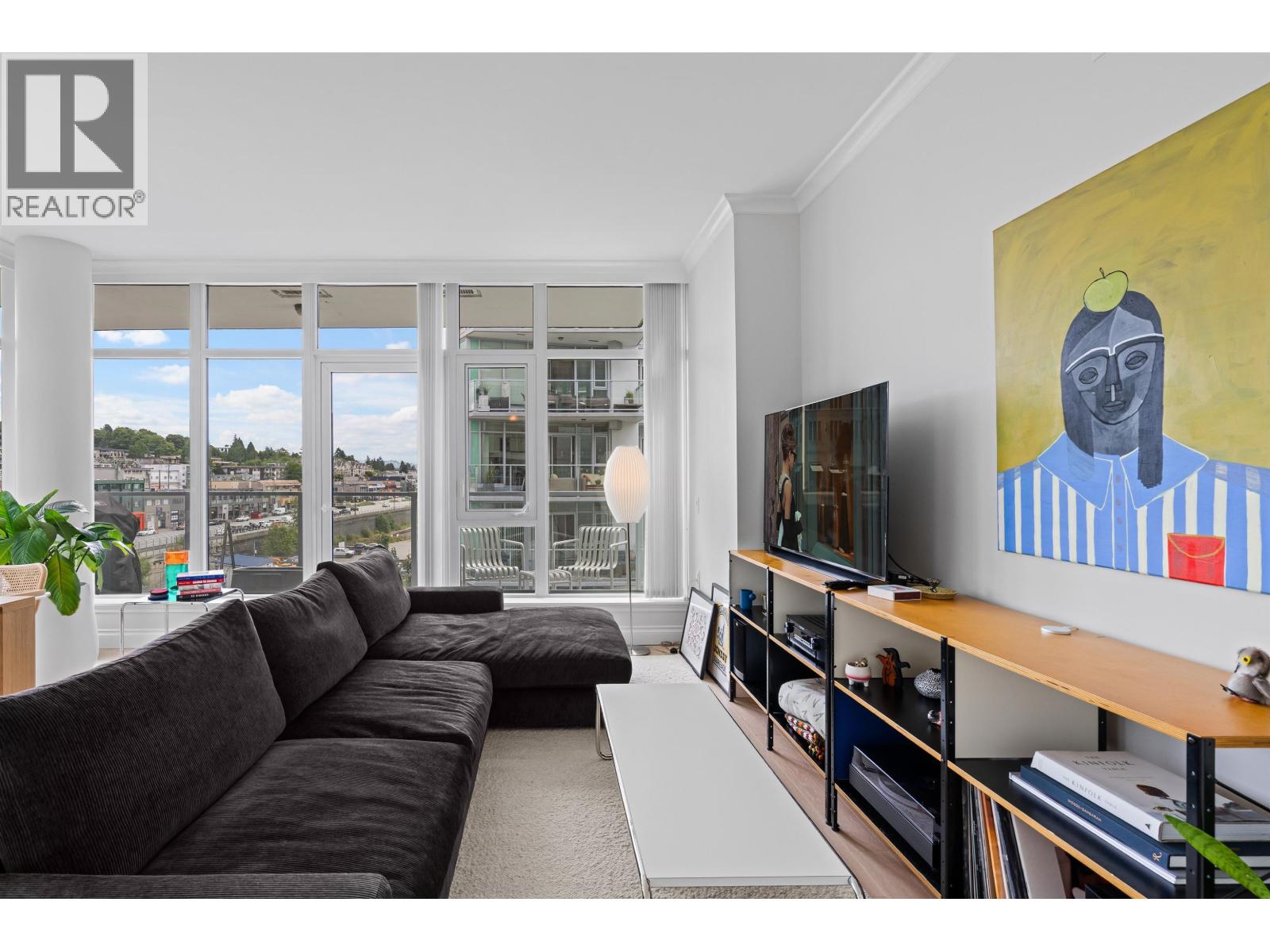 609 185 VICTORY SHIP WAY, North Vancouver