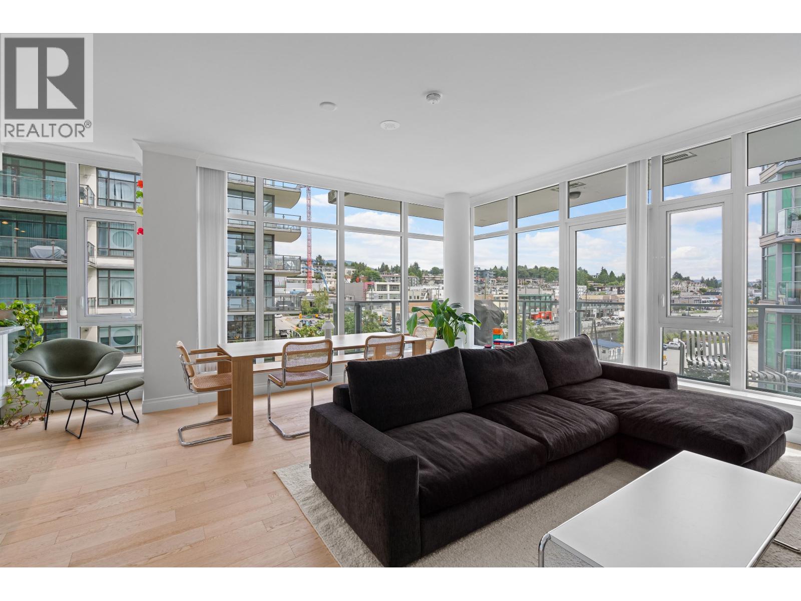 609 185 VICTORY SHIP WAY, North Vancouver