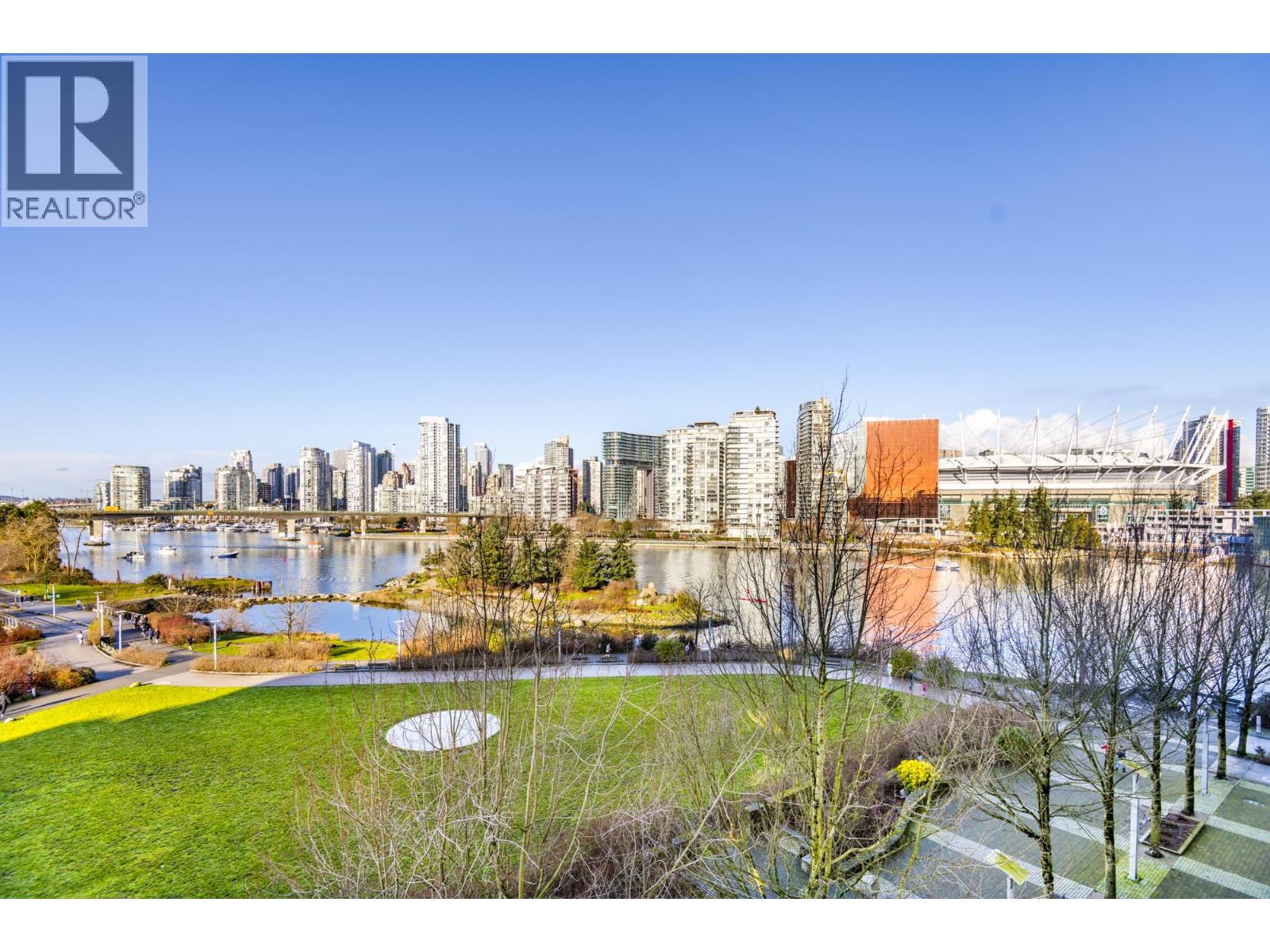 504 181 ATHLETES WAY, Vancouver