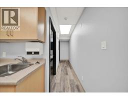 1355 Main Street, North Vancouver, BC V7J1C4 Photo 8