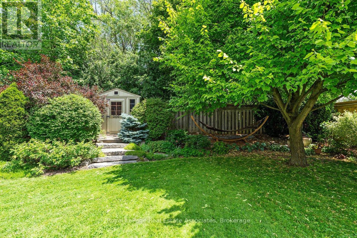 206 ELIZABETH STREET S - 37