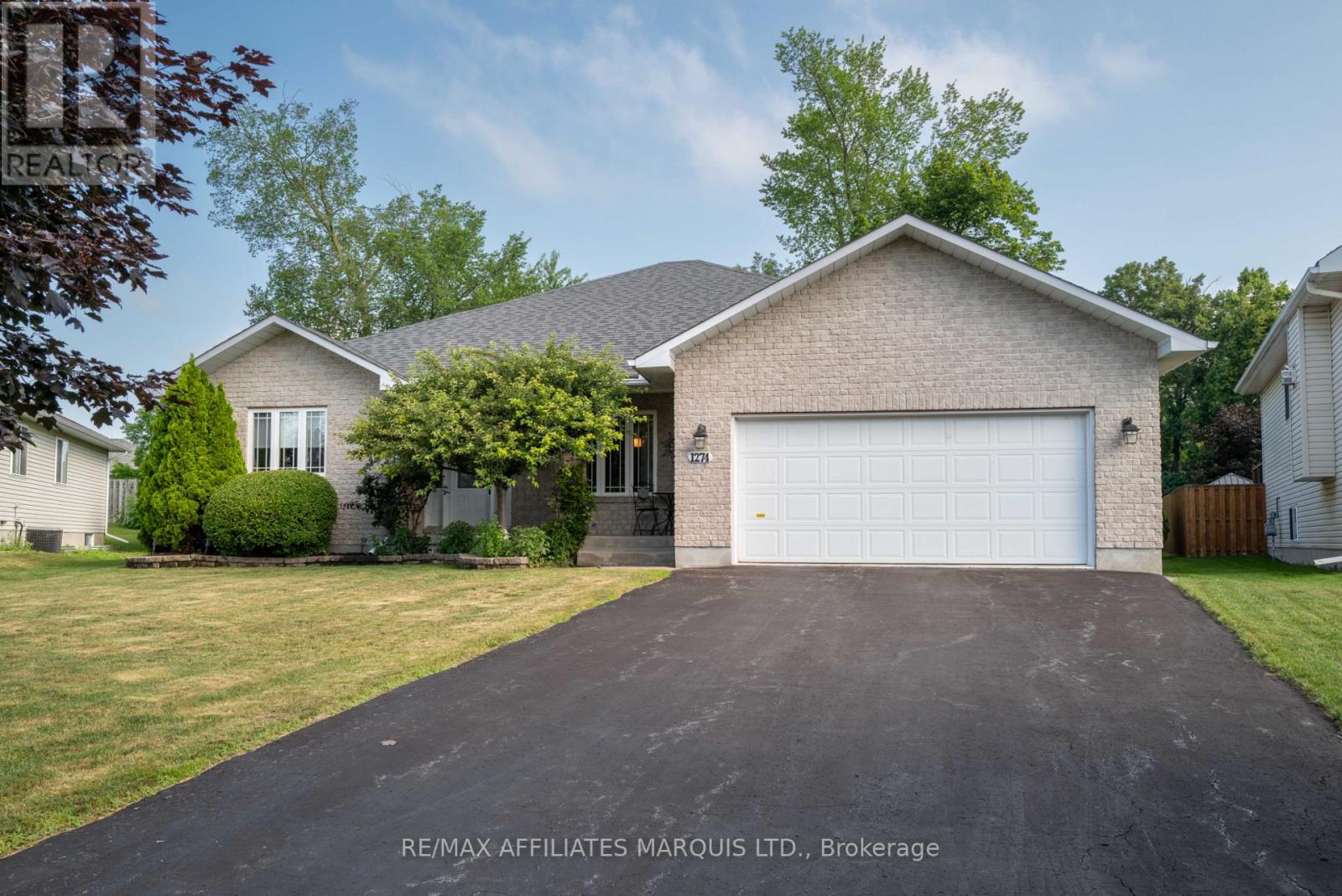1274 DAPRAT AVENUE - 1