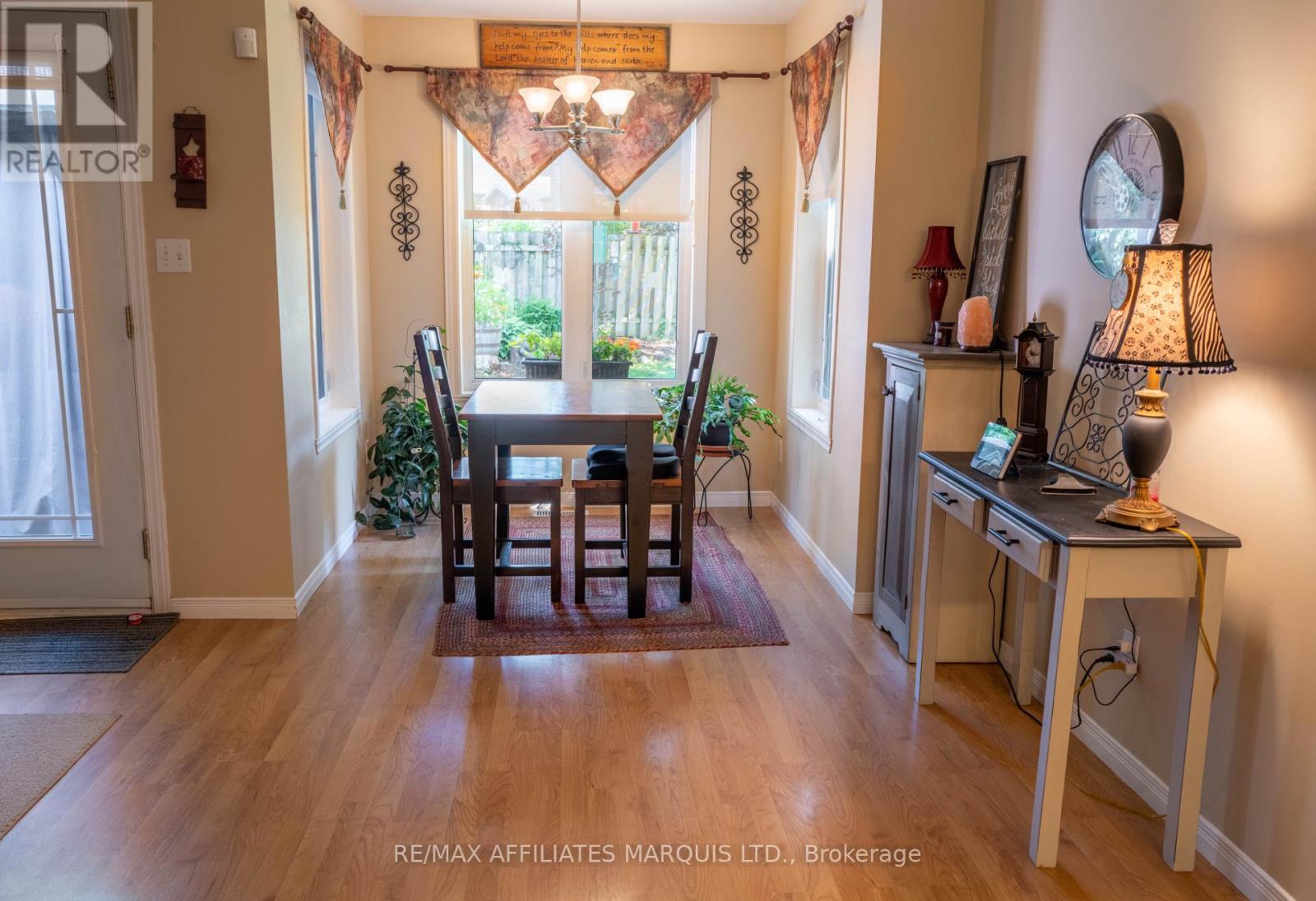 1274 DAPRAT AVENUE - 12