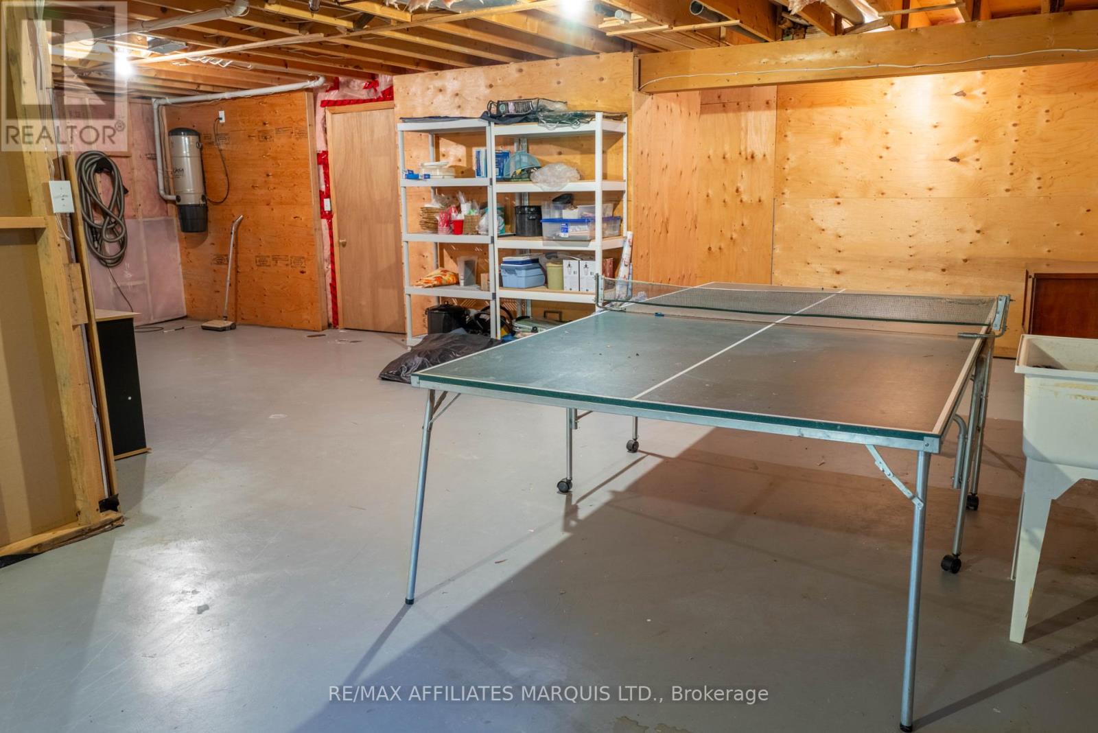 1274 DAPRAT AVENUE - 24