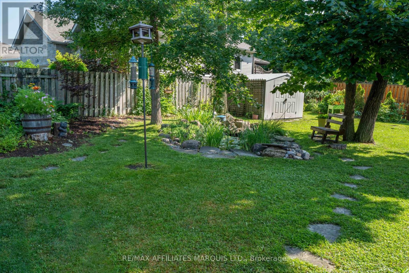 1274 DAPRAT AVENUE - 3