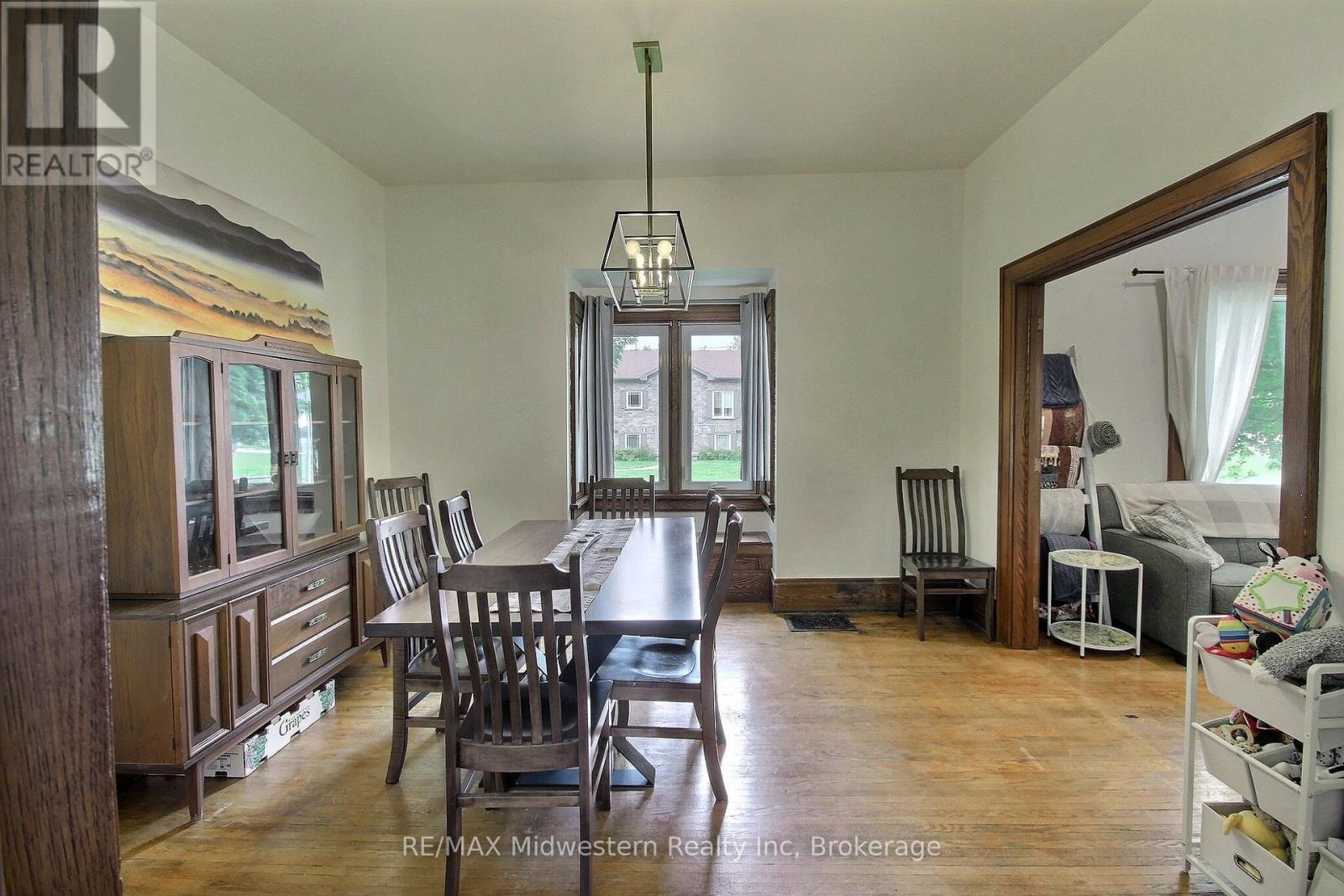 206 UNION STREET E - 10