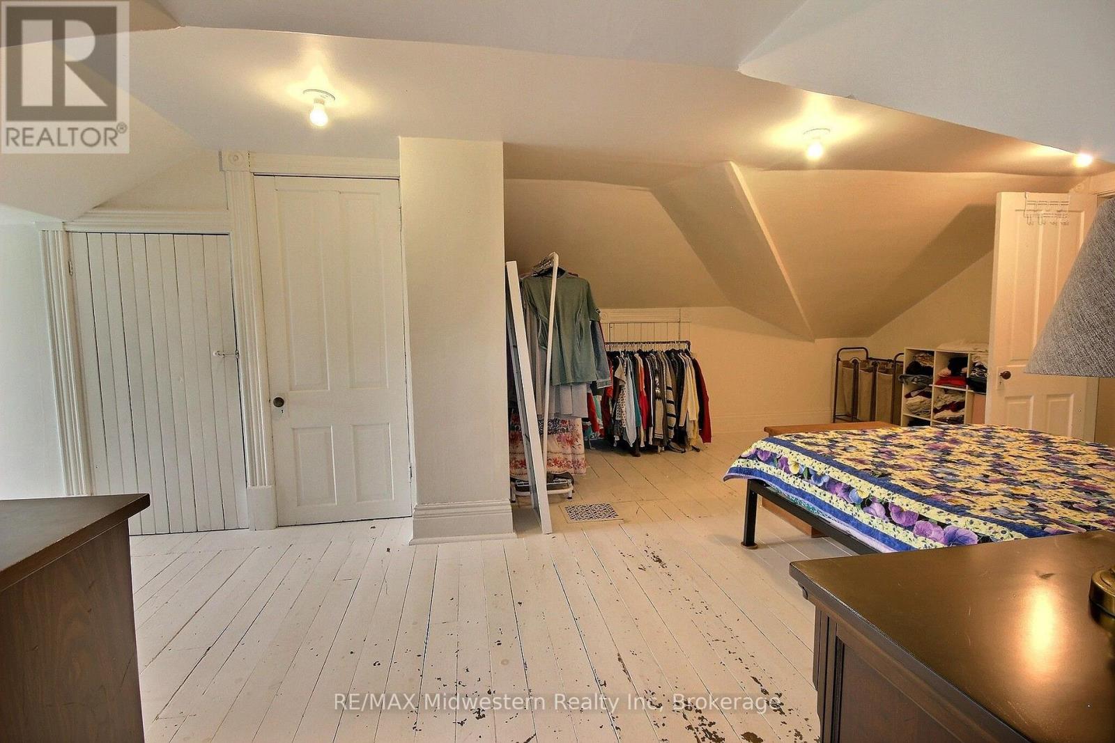 206 UNION STREET E - 15