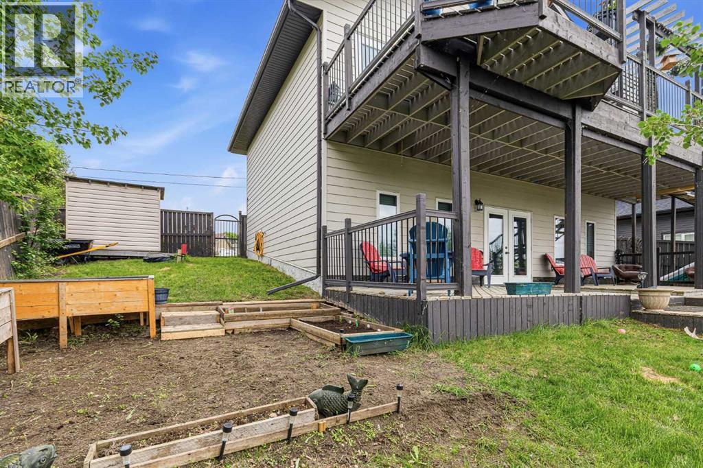 102 Hill Avenue - 44