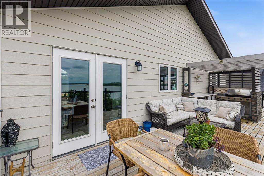 102 Hill Avenue - 49
