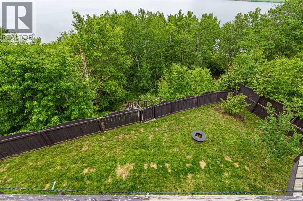 102 Hill Avenue - 50