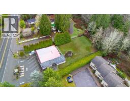 3346 Island Hwy W, Qualicum Beach, BC V9K2B3 Photo 22