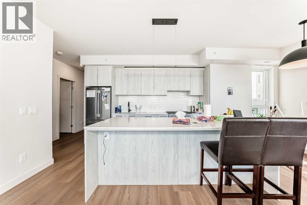 #310 1107 Gladstone Road NW - 14