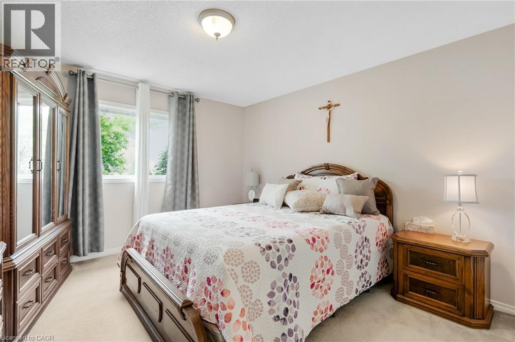 351 N NORTHVIEW HEIGHTS Place - 16