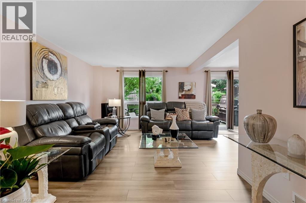 351 N NORTHVIEW HEIGHTS Place - 4