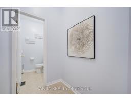 2 Horn Street, Whitchurch Stouffville, ON L4A0X9 Photo 24