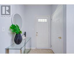 2 Horn Street, Whitchurch Stouffville, ON L4A0X9 Photo 26