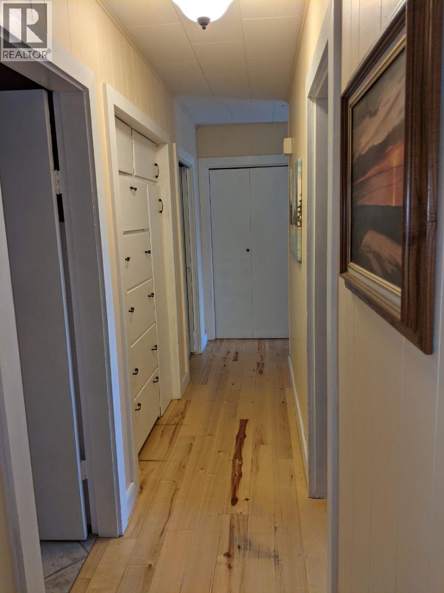 6465 27 Street - 26