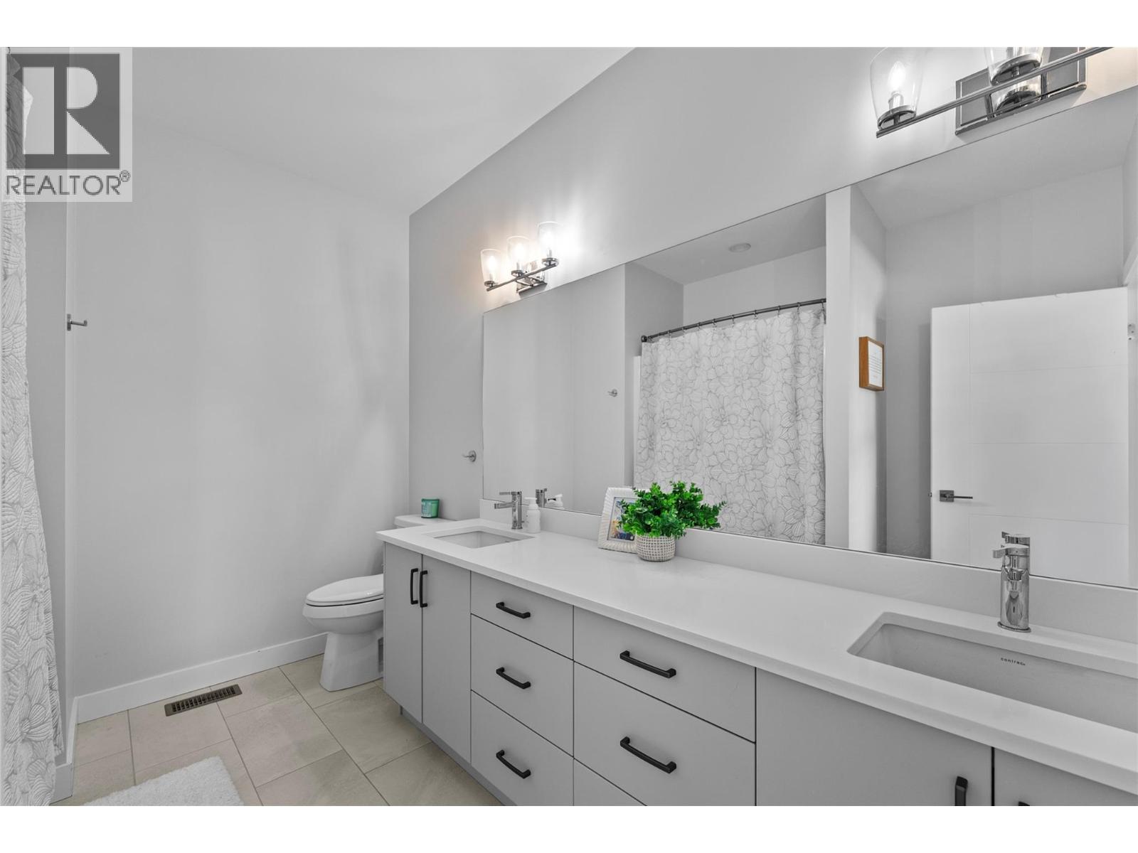 #147 1901 QU'APPELLE Boulevard - 30