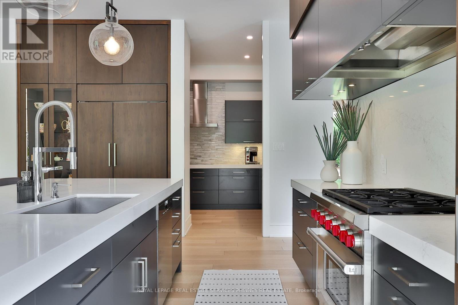 1102 CRESTVIEW STREET - 11